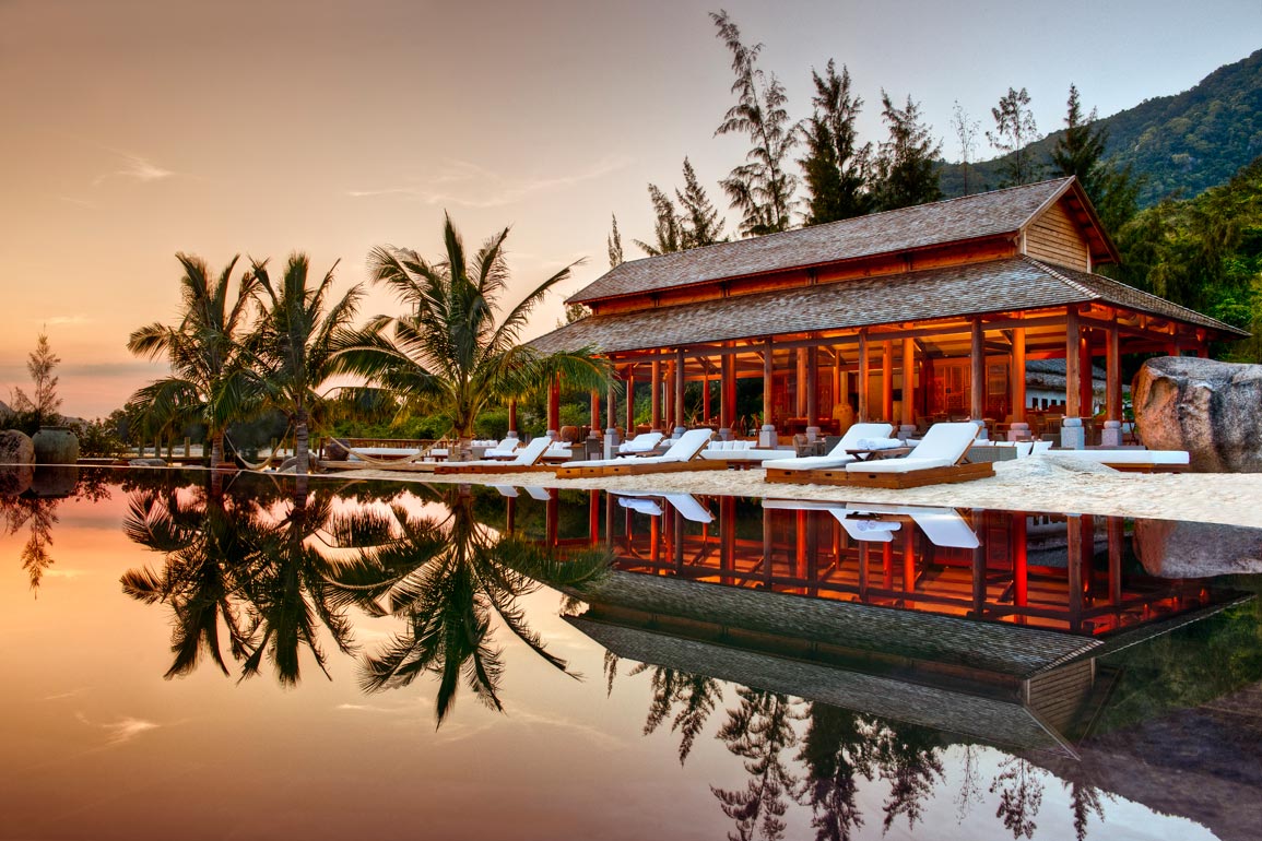 AN LAM NINH VAN BAY 